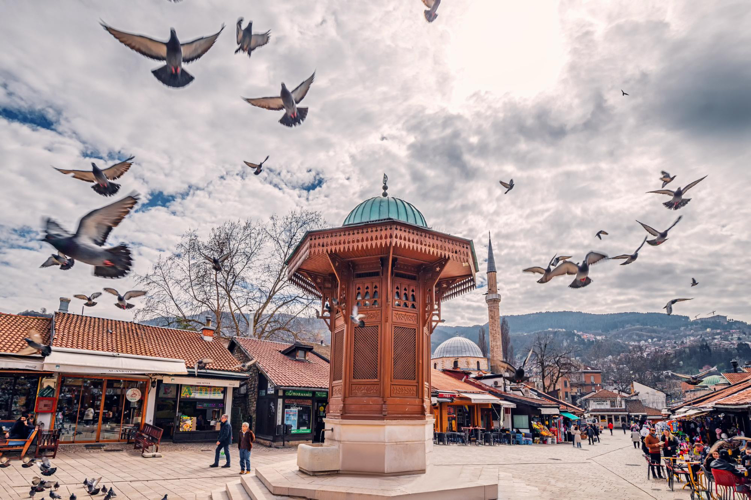 Saraybosna, Başçarşı'da Denenmesi Gereken Lezzetler ve Yapılacak Aktiviteler